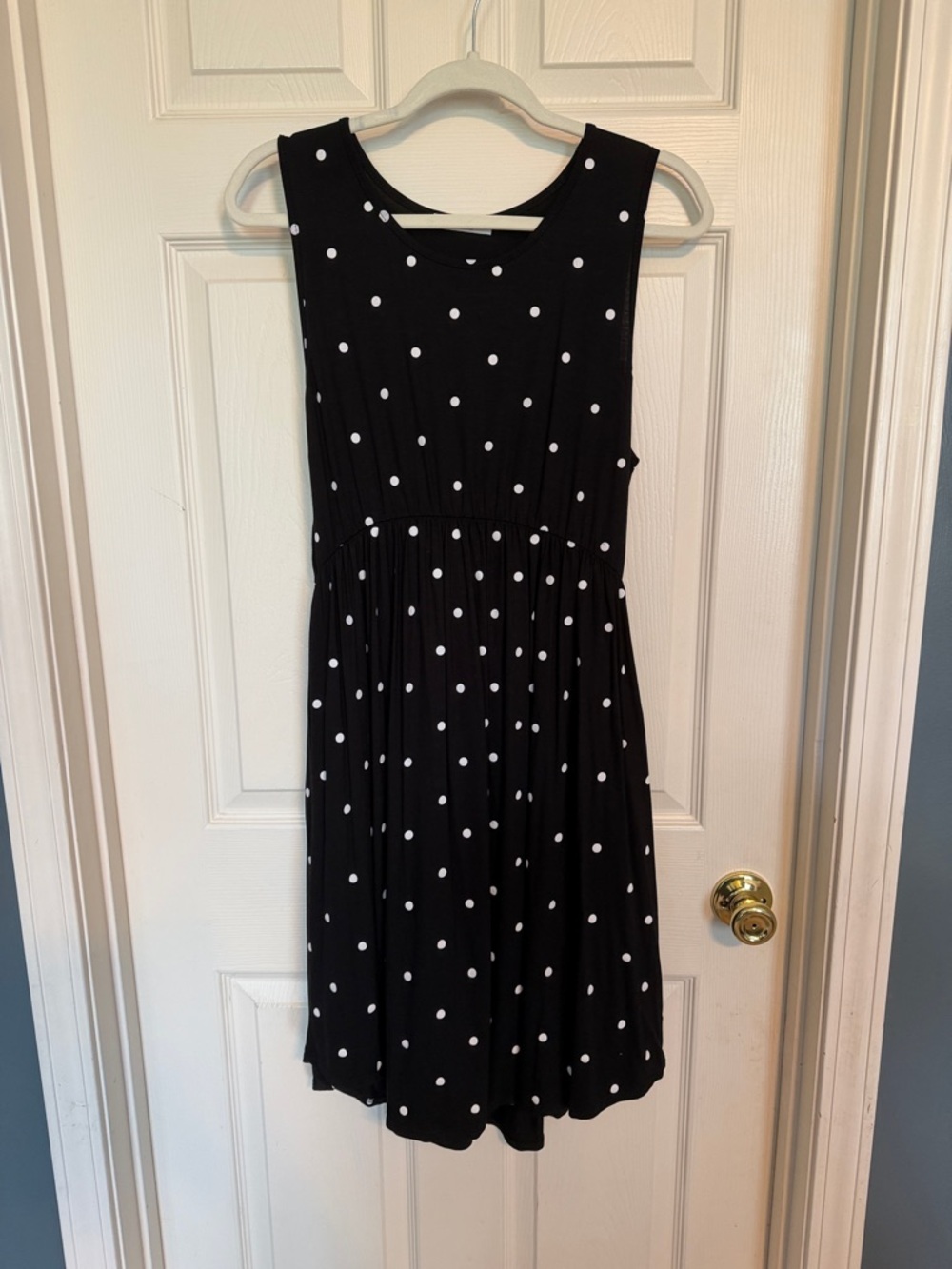 Sleeveless Black Polka Dot Midi Dress ⭐️NWOT⭐️